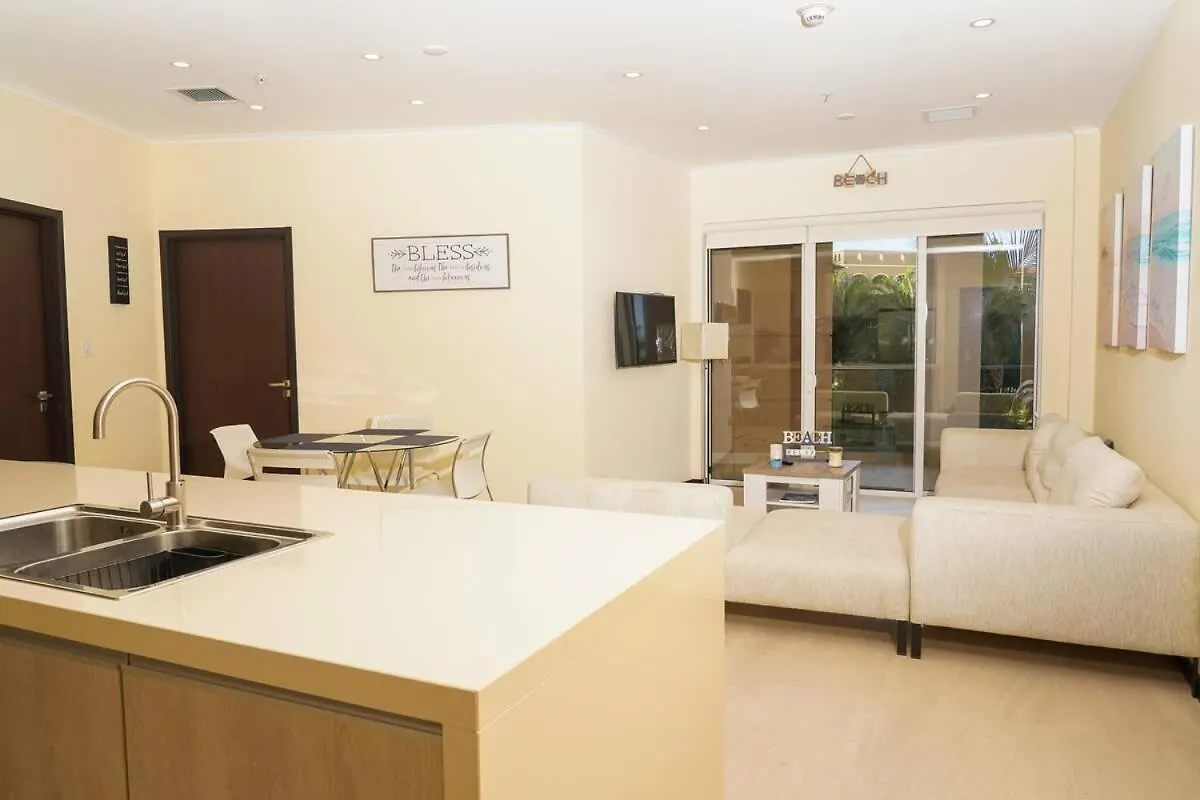 Beautiful Apartment In Eagle Beach Levent Palm Beach