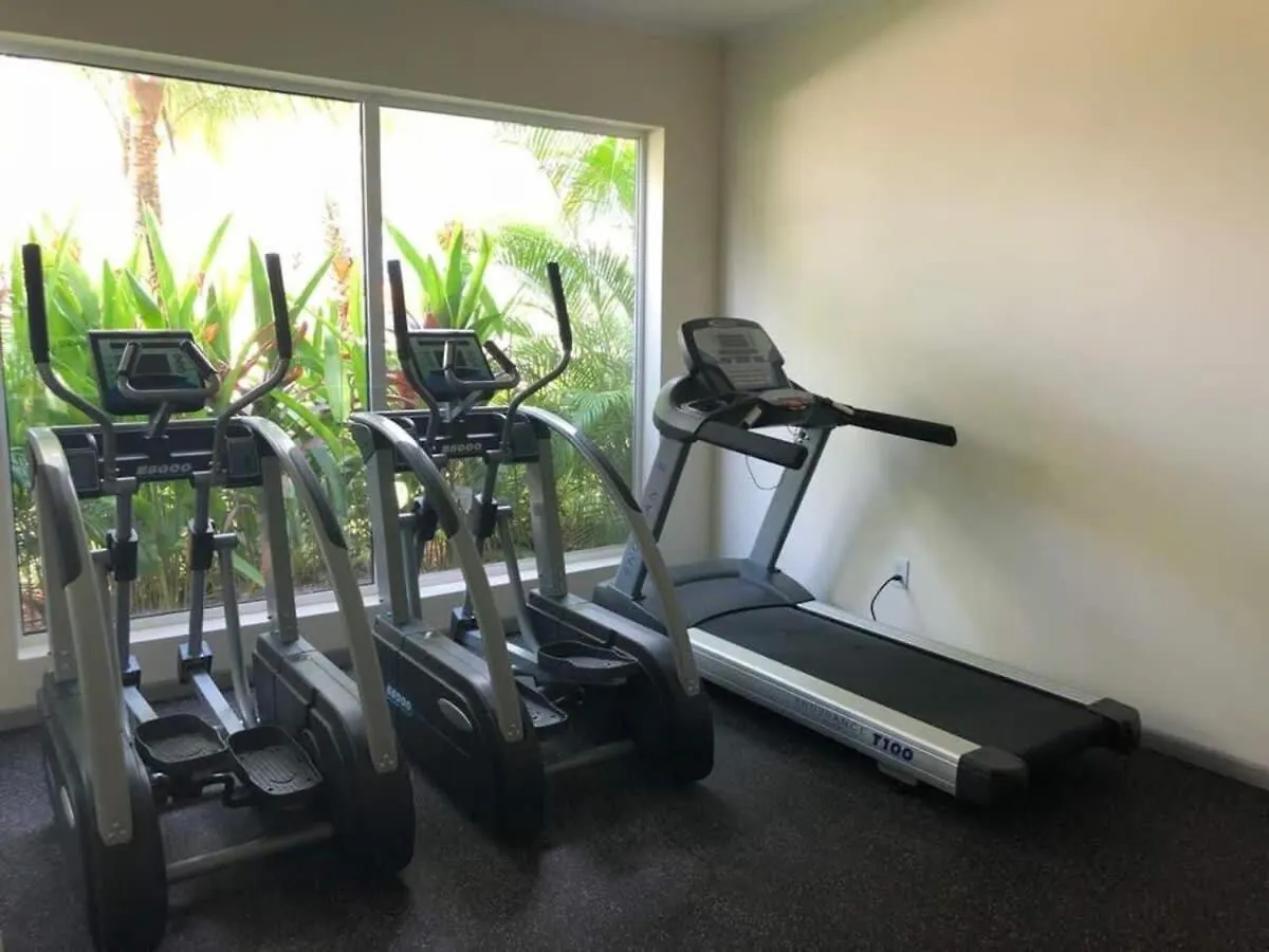 Beautiful Apartment In Eagle Beach Levent Palm Beach