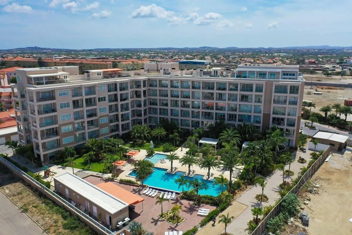 Beautiful Apartment In Eagle Beach Levent Palm Beach