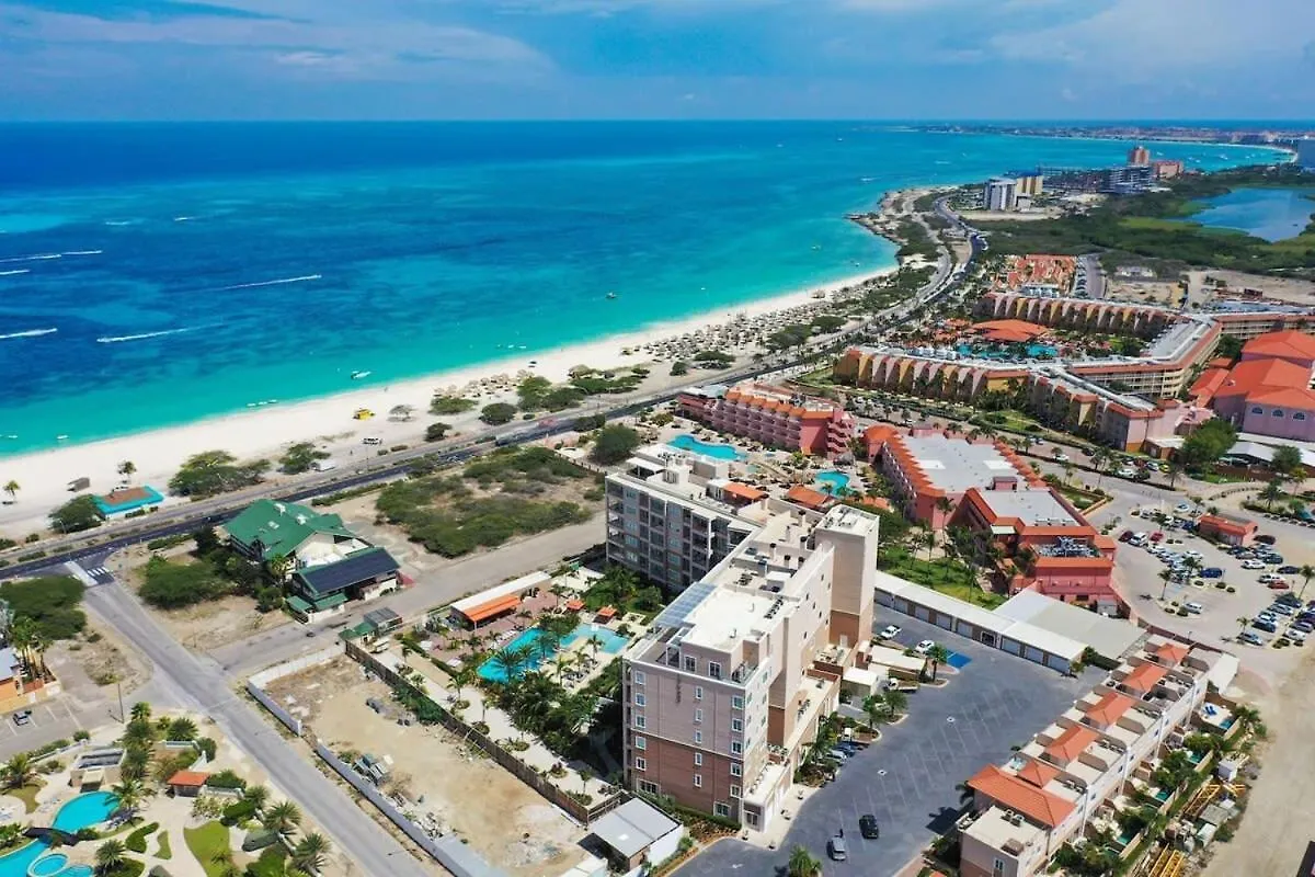 Beautiful Apartment In Eagle Beach Levent Palm Beach