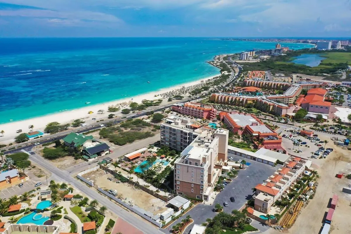 Beautiful Apartment In Eagle Beach Levent Palm Beach